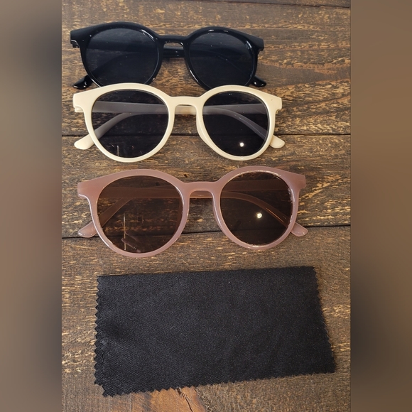 3 pack Ladies Sunglasses - Picture 2 of 4